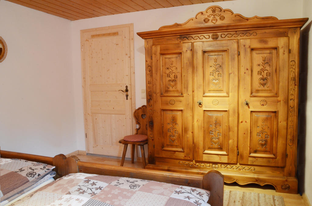 Suite Sinja Erlebnisferienwohnung Hausham Chambre photo